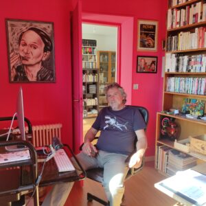 Portrait de Serguei Dounovetz dans son antre