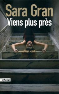 viens-plus-pres
